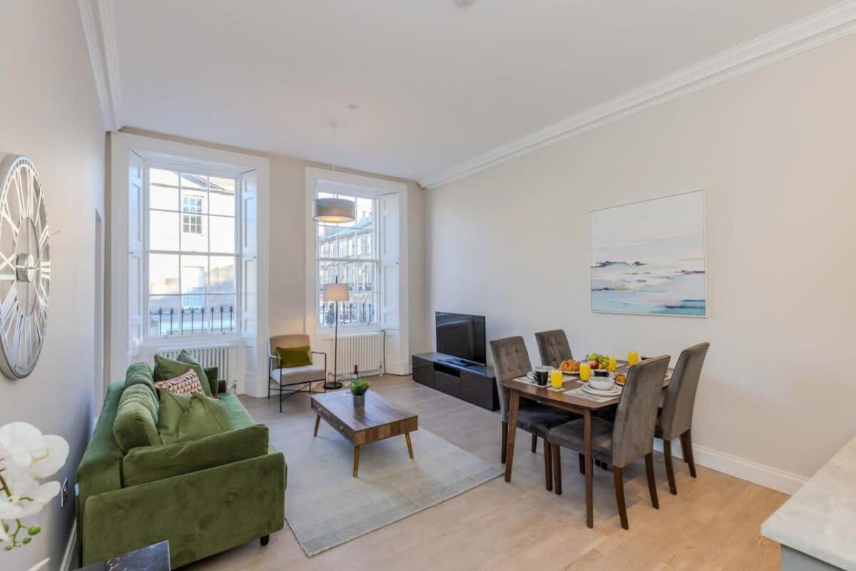 Dragon Suites - Edinburgh City Centre 2 Bed Apartment מראה חיצוני תמונה